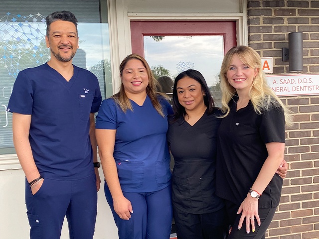 Dental team and dentist in Vienna standing outdoors